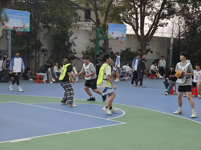 燃情班超 机电竞辉