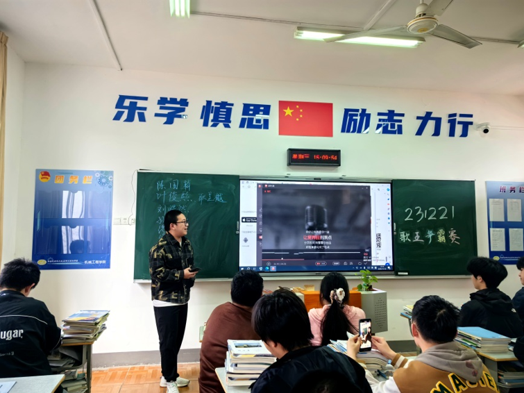 歌王争霸赛，顶峰对决，谁与争锋